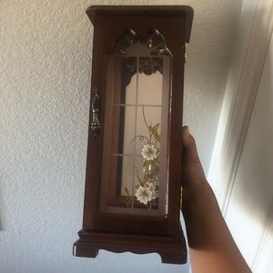 Stained-glass jewelry box
